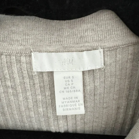 H&M Beige Ribbed Crop Top - Picture 3 of 3